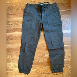 Todd Snyder Italian Stretch Drawstring Camp Jogger in Olive